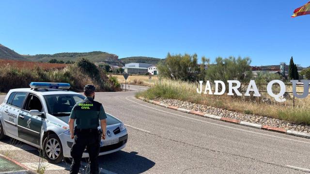 Operación policial con dos detenidos.