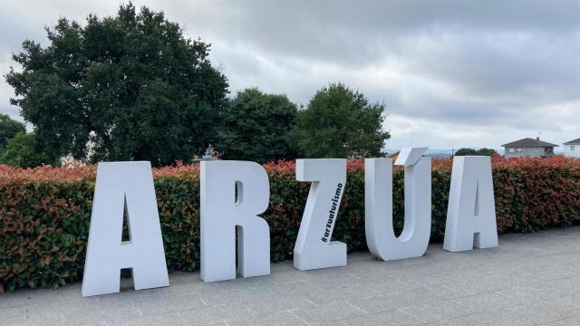 Cartel de Arzúa