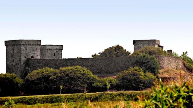 Vista general de las Torres de Mens