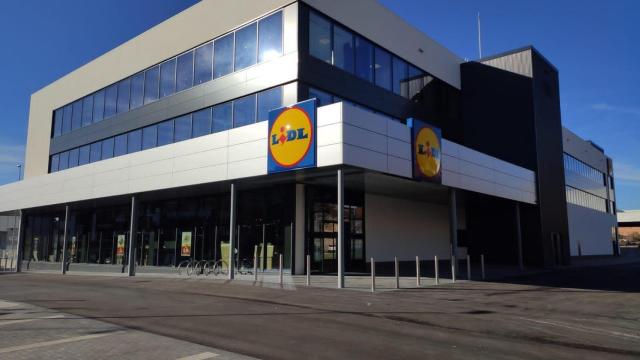 Fachada Lidl.