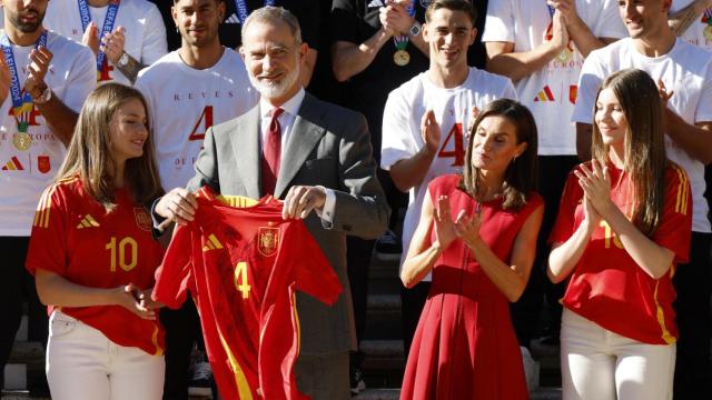 Los Reyes, la princesa Leonor y la infanta Sofía.