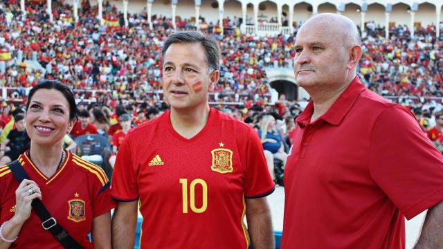 El alcalde de Albacete, Manuel Serrano, en la Plaza de Toros.