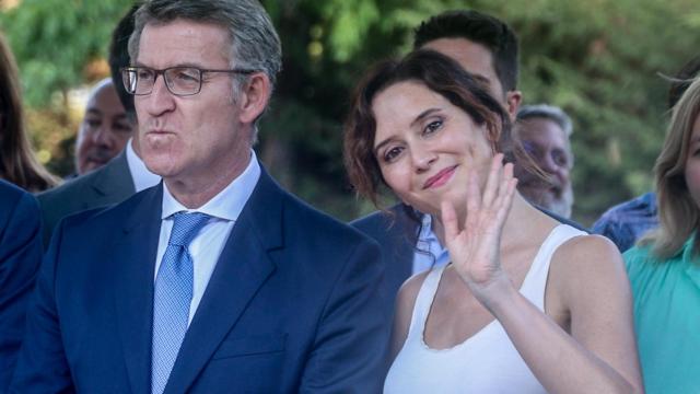 El presidente del PP, Alberto Núñez Feijóo y la presidenta de la Comunidad de Madrid, Isabel Díaz Ayuso, el 11 de julio de 2024.