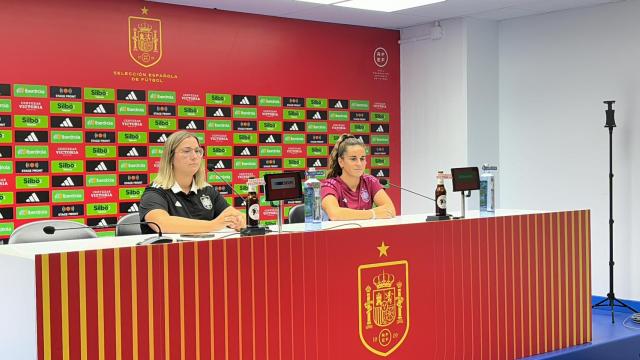 Teresa Abelleira durante la rueda de prensa en Riazor