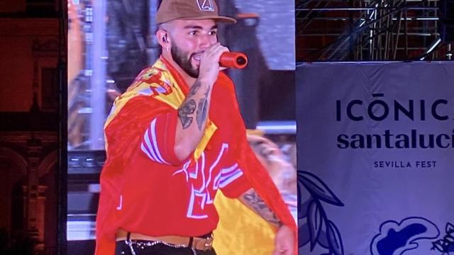 La Plaza de España celebra la victoria de la Selección con Manuel Turizo