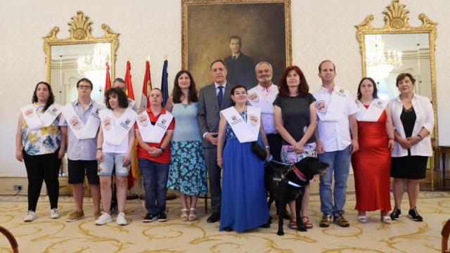 Un total de 11 estudiantes se gradúan en el Programa UniverUsal, impulsado por la Universidad de Salamanca, en colaboración con el Ayuntamiento