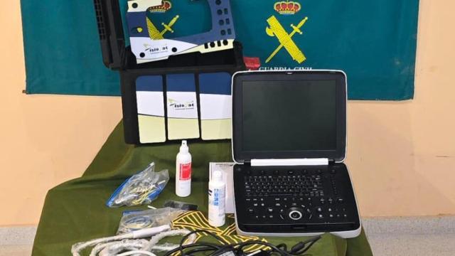 Algunos de los objetos sustraídos por los ladrones en la clínica de Herrera de Pisuerga