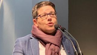 Isabel García, directora el Instituto de la Mujer en un acto