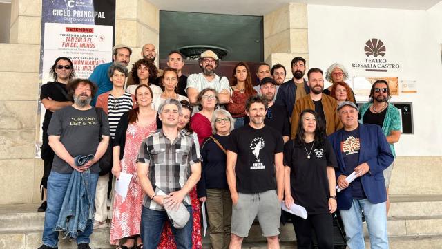 Representantes de las asociaciones firmantes este martes en A Coruña