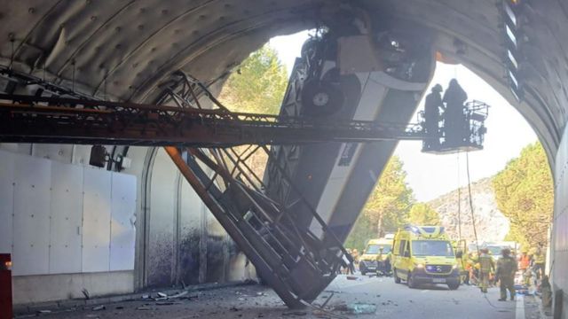 Accidente de un bus de Inditex en Barcelona.