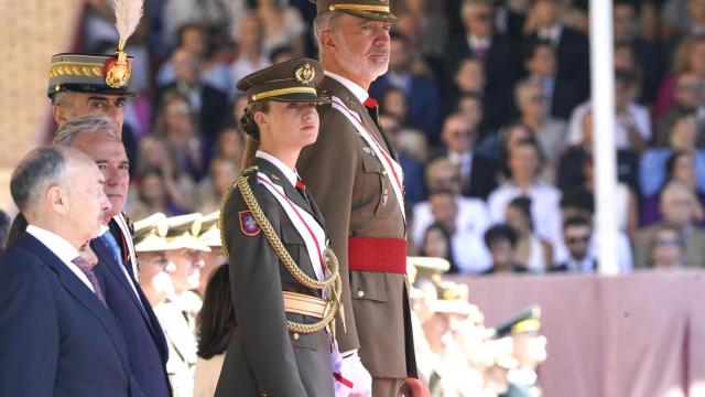 La princesa Leonor y el rey, Felipe VI.