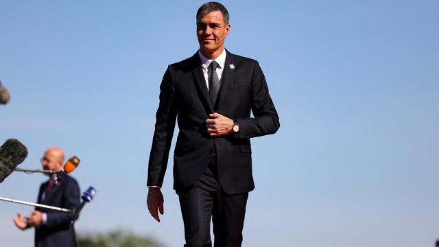 El presidente Pedro Sánchez, a su llegada a la reunión de la Comunidad Política Europea en el Palacio de Blenheim.