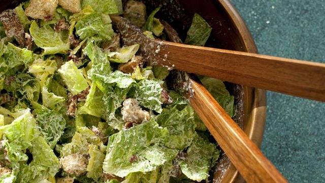 Una ensalada César.