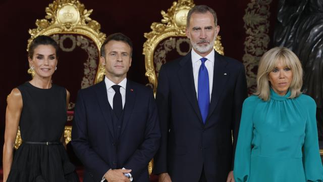 Los Reyes con el matrimonio Macron en Madrid.