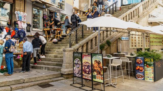 Calle de tapas en Vigo.