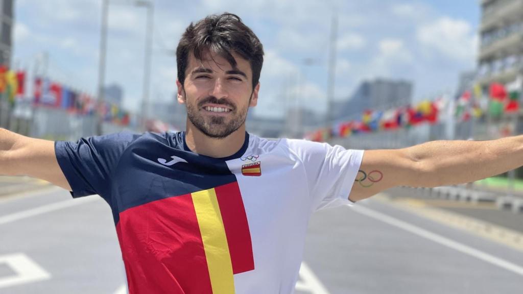 Paco Cubelos en la Villa Olímpica de Tokio.