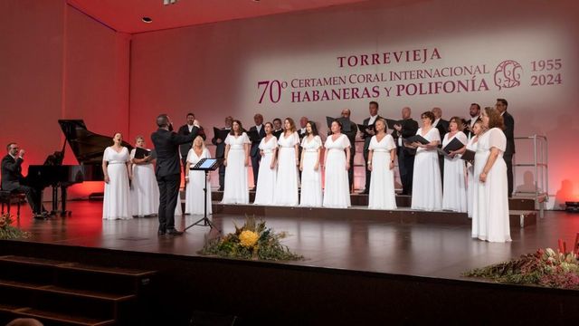 La actuación del orfeón de Torrevieja en la anterior edición.