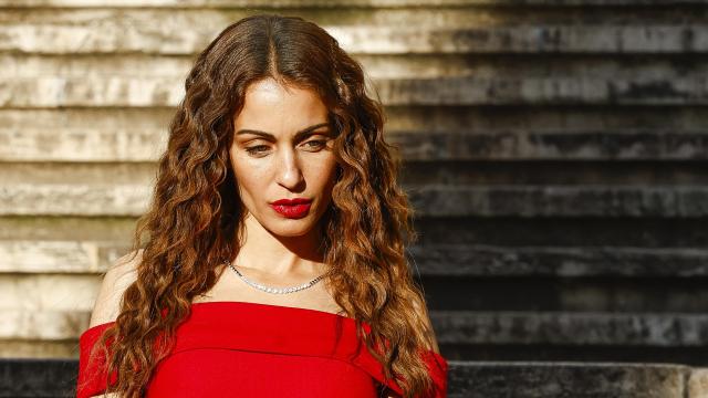 Hiba Abouk en los premios de la Academia de la Moda, en junio de 2024.