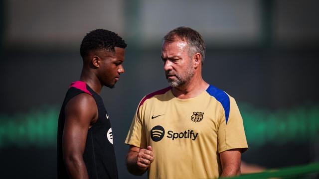 Ansu Fati y Hansi Flick, en un entrenamiento del FC Barcelona