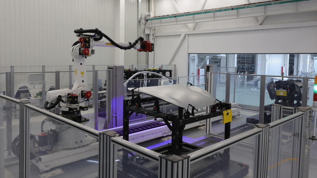 Evaluación de las piezas empleando rayos X en la fábrica de coches de Xiaomi