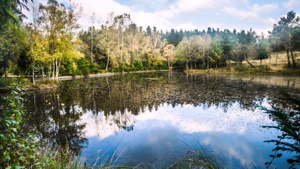 Este sitio es sumamente buscado por amantes al campismo y el senderismo.