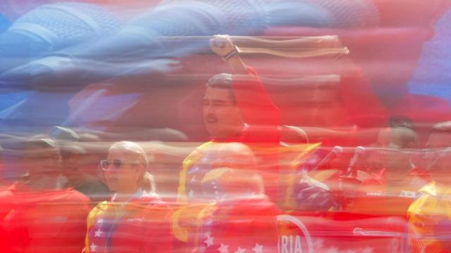 Nicolas Maduro y su esposa Cilia Flores, en un acto político en Caracas.