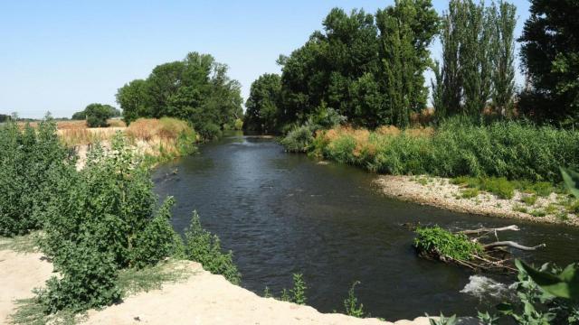 El río Manzanares a su paso por Getafe.