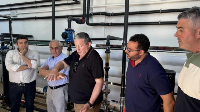 El presiente de la Diputación visita la planta de Tapioles