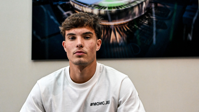 El jugador Yago Santiago.
