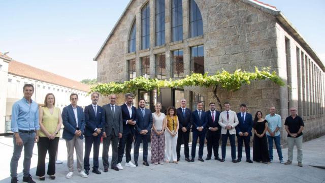 Representantes del Grupo Ciudades Patrimonio junto a los portavoces municipales.