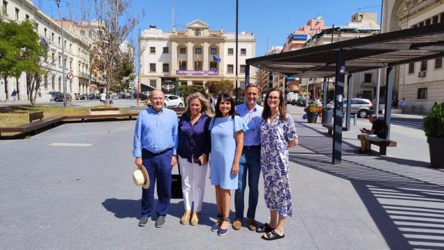 Los diputados nacionales del PP de Alicante, Macarena Montesinos, Joaquín Melgarejo, Julia Parra, César Sánchez y Sandra Pascual.