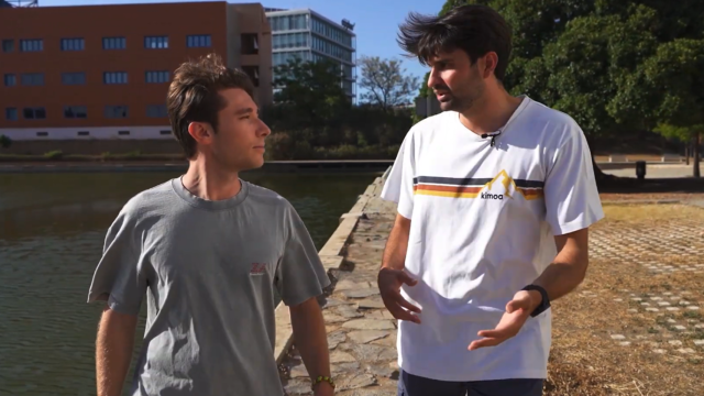 El CEO de Ubora Solar, Carlos de las Heras (d), y el de Zonox, Manuel Palacín (i).