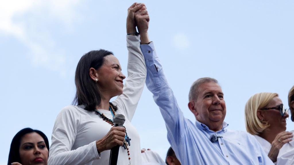 Edmundo González junto a María Corina Machada el 30 de julio de 2024 en Caracas.
