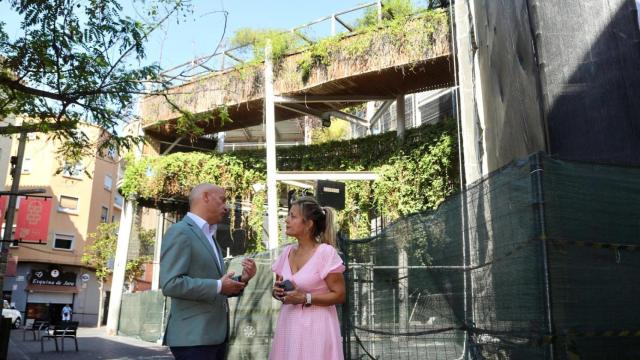 Gimeno y Sanz, este jueves junto al jardín vertical de Las Delicias