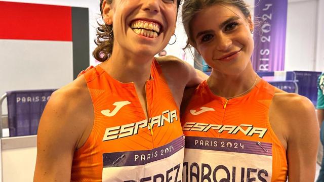 La atleta soriana Marta Pérez junto a la segoviana Águeda Marqués en los Juegos Olímpicos de París