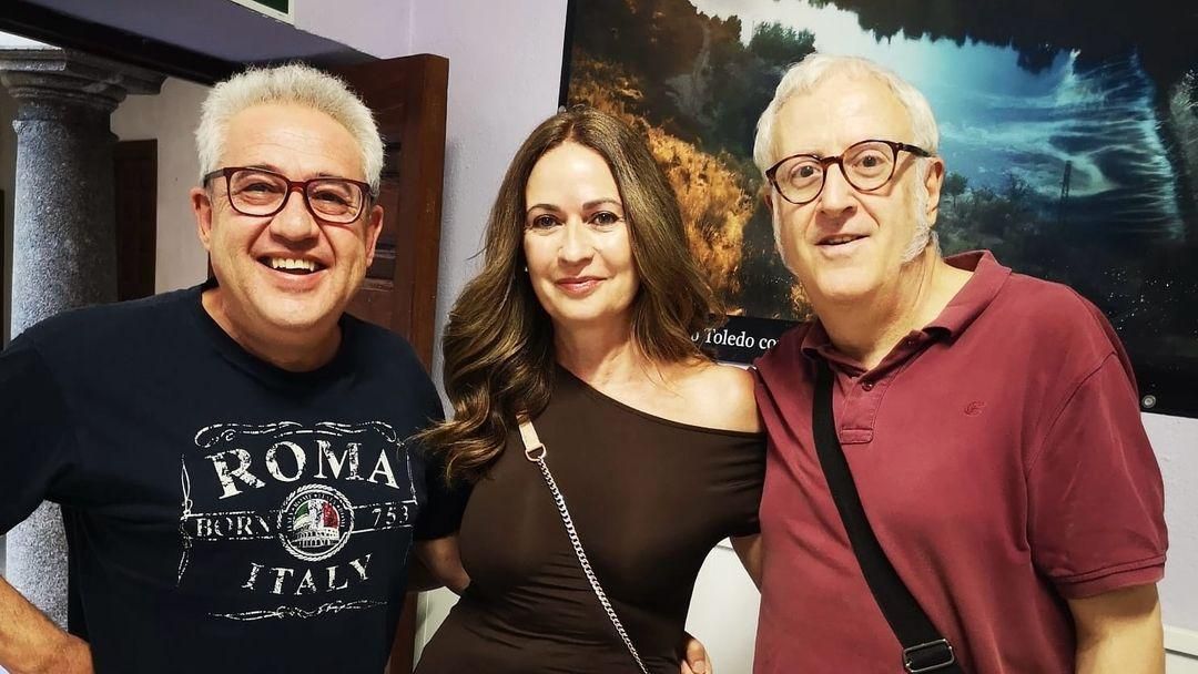Imágenes del día: la 'desaparecida' Olvido Hormigos disfruta de una noche mágica en Toledo