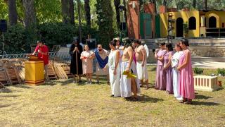 El ensayo de una de las obras de teatro clásico de la Asociación Histórica de Pobladores de Elche.