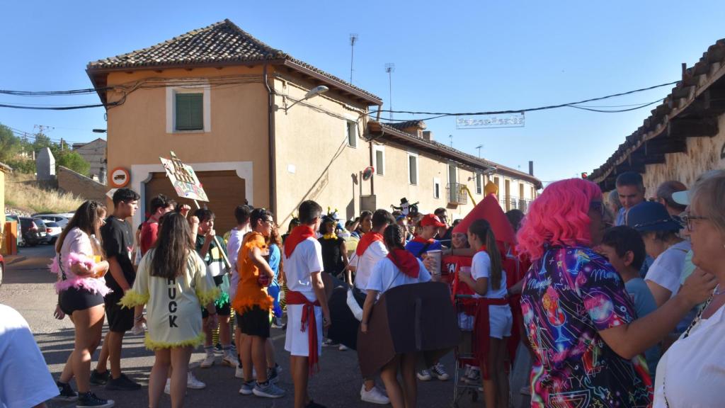 Las mejores fotografías del desfile de peñas de Cabezón de Pisuerga