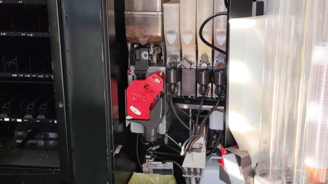 Robo en la piscina de Coirós (A Coruña)