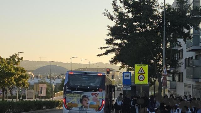 Autobús escolar de Arroyo de la Encomienda