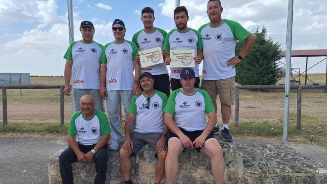Delegación de Zamora en foso olímpico durante el Campeonato de Tiro de Castilla y León