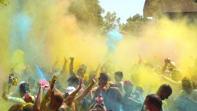 Una pasada edición de la fiesta Holi.