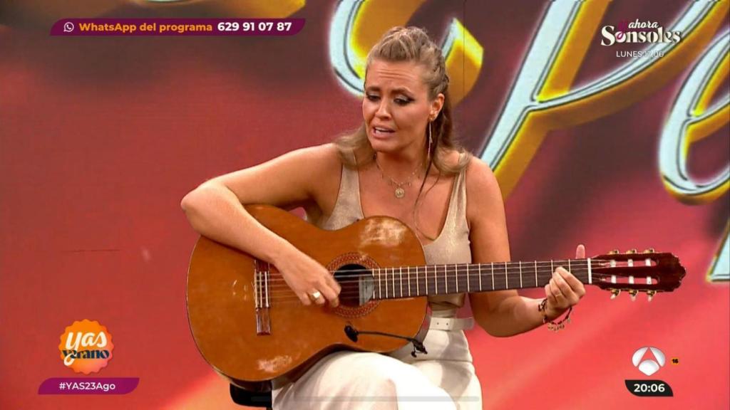 Pepa Romero cantando en 'YAS Verano'