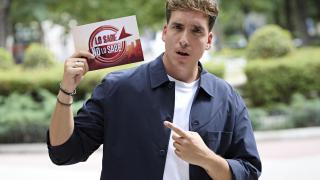 Xuso Jones en una imagen promocional de 'Lo sabe, no lo sabe'.