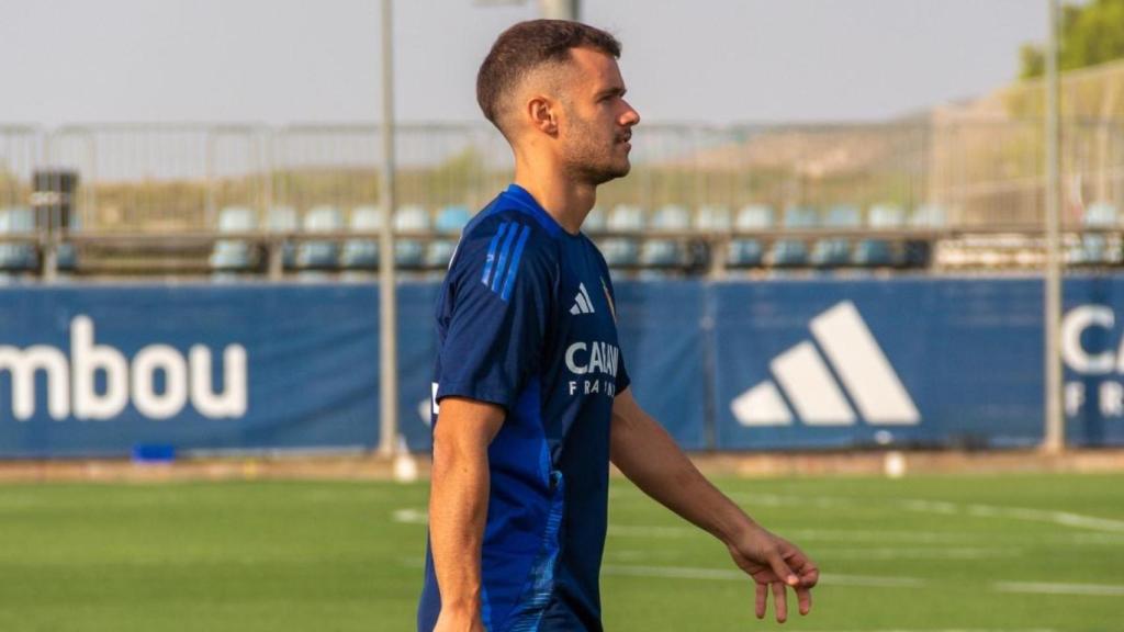 Aketxe entrenando con el Real Zaragoza.