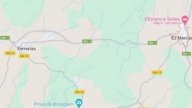La carretera en la que tuvo lugar el accidente en Menorca.