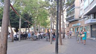La agresión ocurrió en la terraza de una heladería de la Plaza Manila en Alicante.