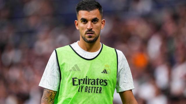 Dani Ceballos, en un calentamiento con el Real Madrid