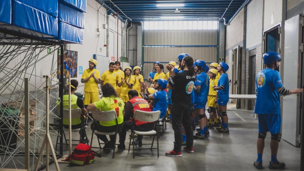 Los equipos de 'El Grand Prix' hacen visionado de una de las pruebas