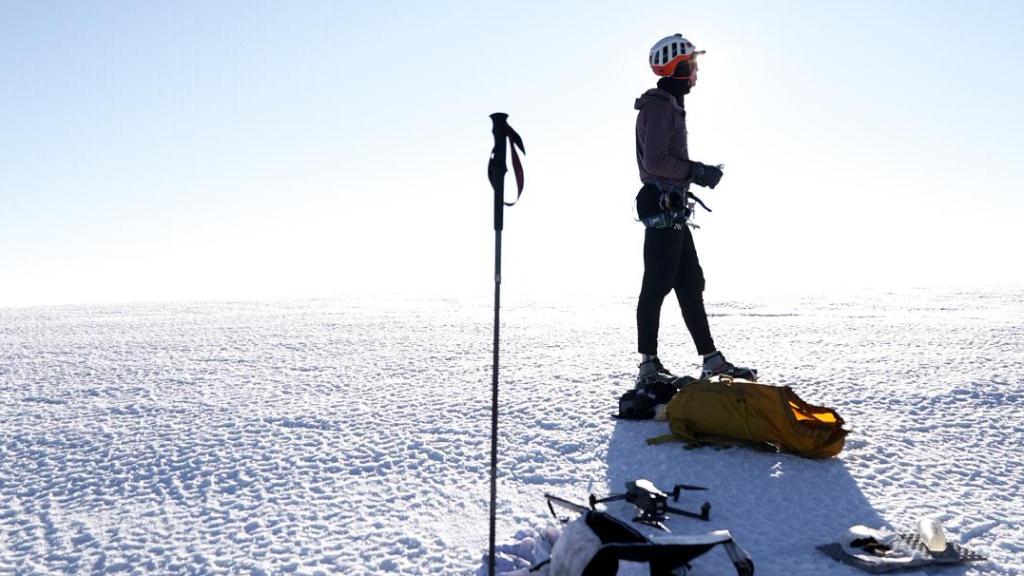 Kilian Jornet en el Mont Blanc durante su reto Alpes Connections.